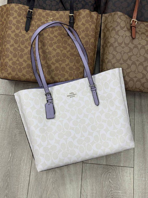 Coach — из натуральной кожи